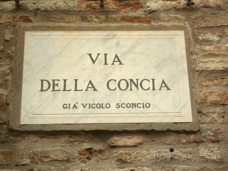 sconcio.jpg