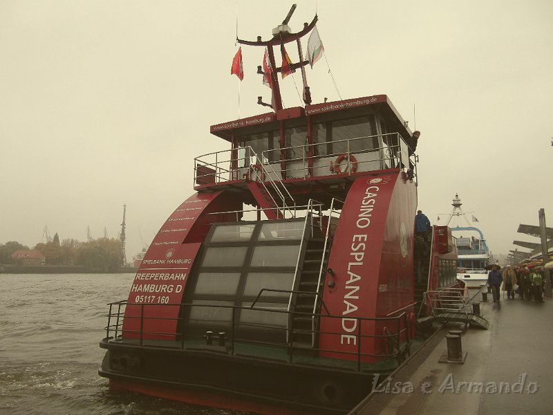 amburgo-Landungsbruecken520.JPG